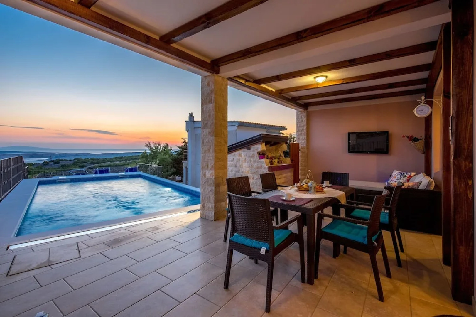 Holiday House Lucija