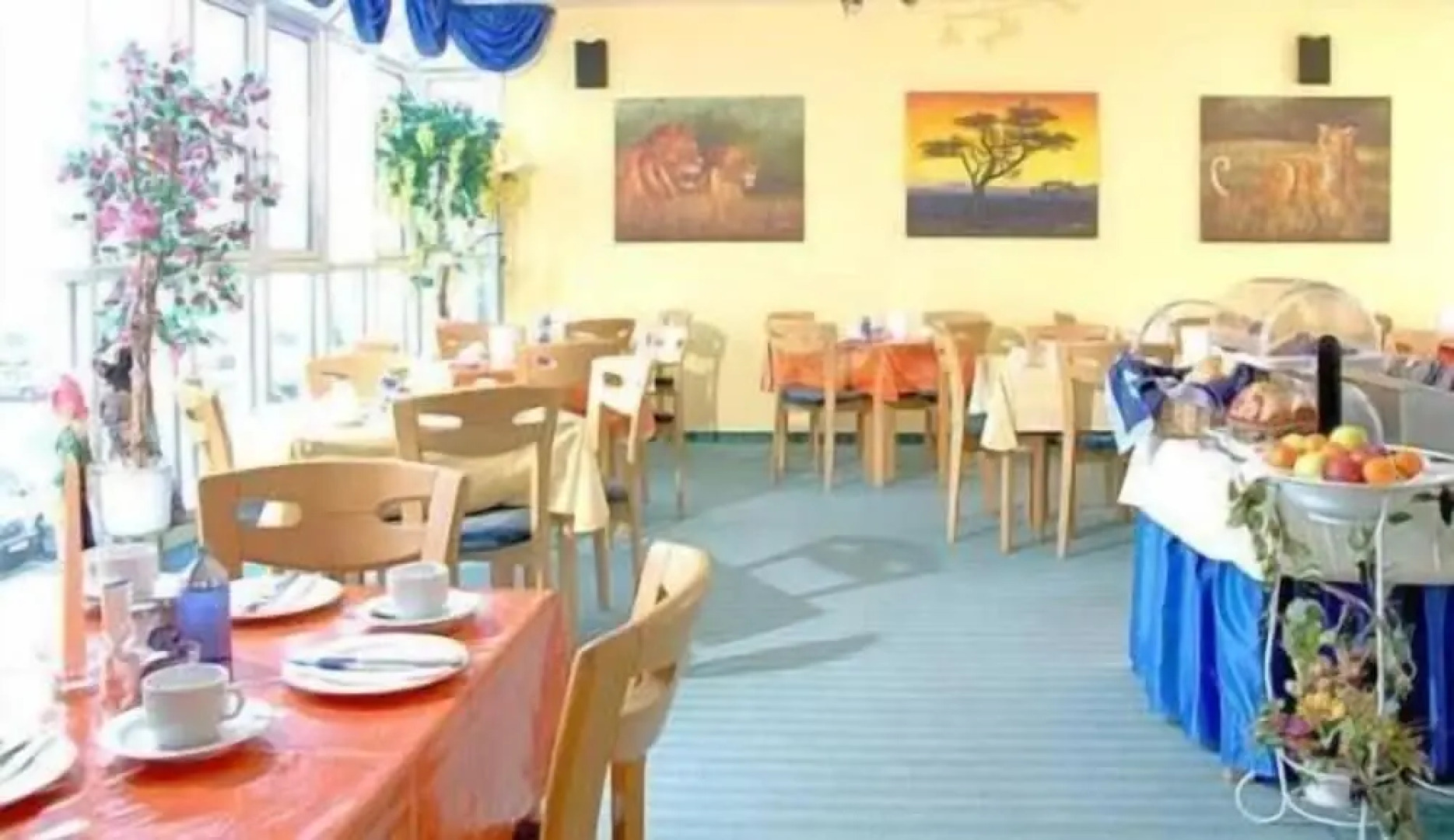 Bavaria Safari Hotel