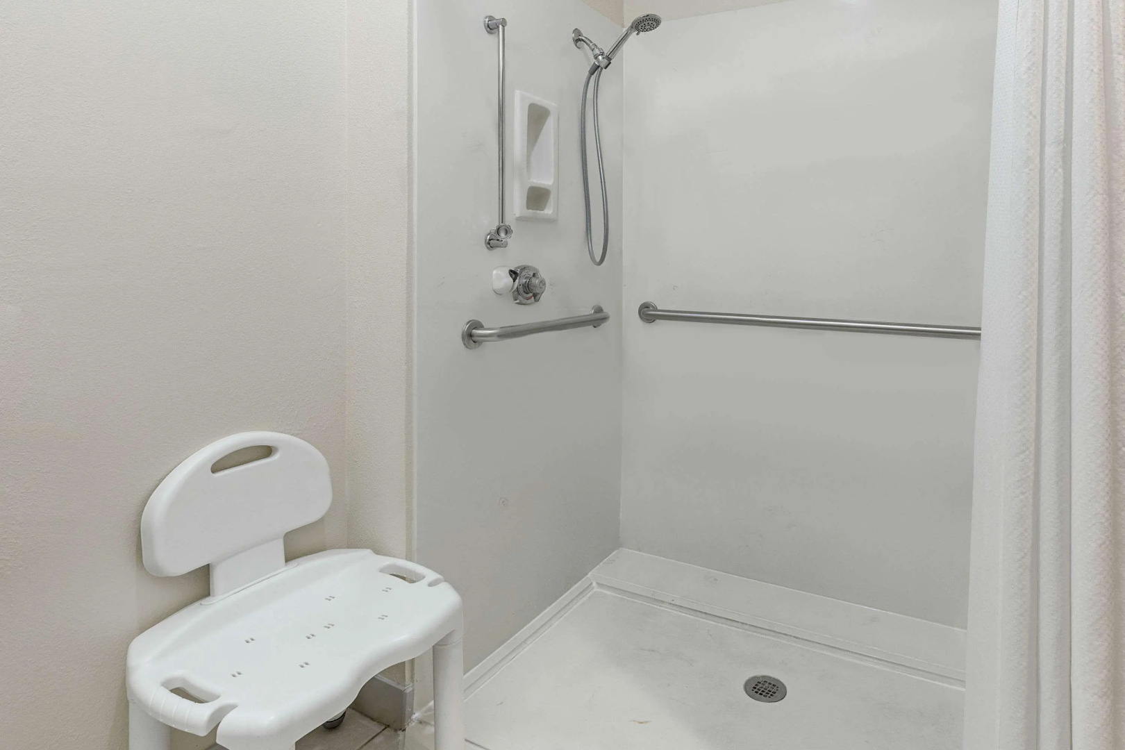 Holiday Inn Express and Suites Sulphur Springs by IHG