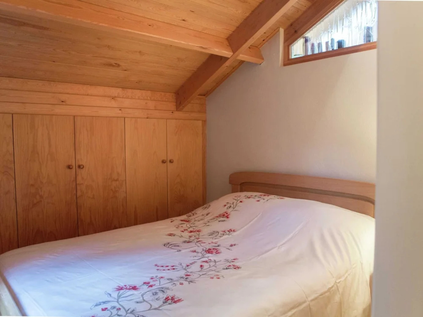 Luxurious Chalet in Oud-turnhout With Large Garden