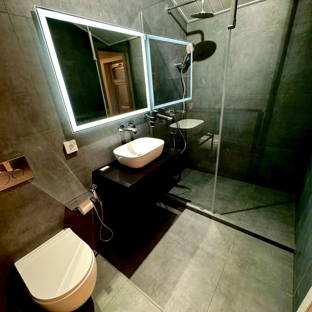 Зелёный колобок