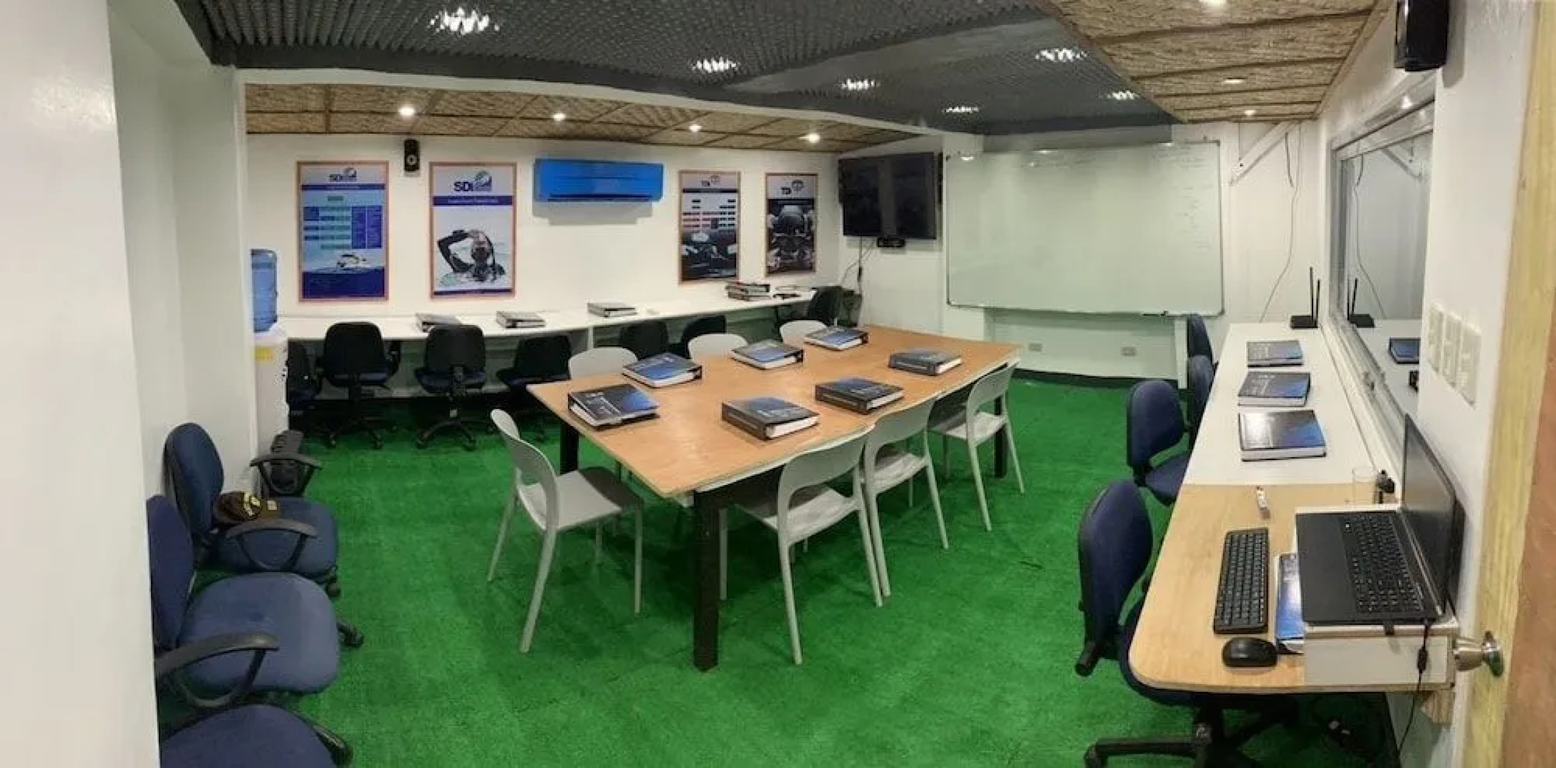 Cangdoki Resort and DIve Camp