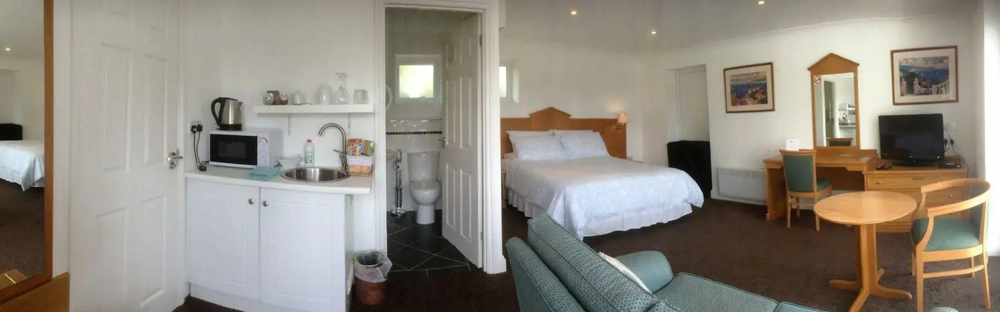 Gosfield Lake Resort