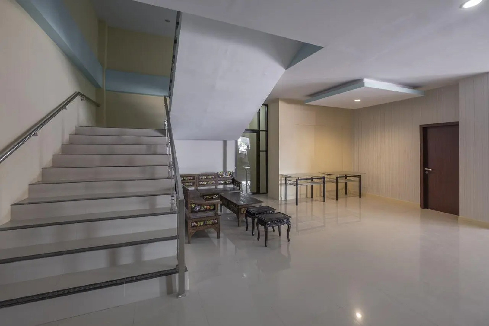 OYO 1633 Hotel Darma Nusantara 3