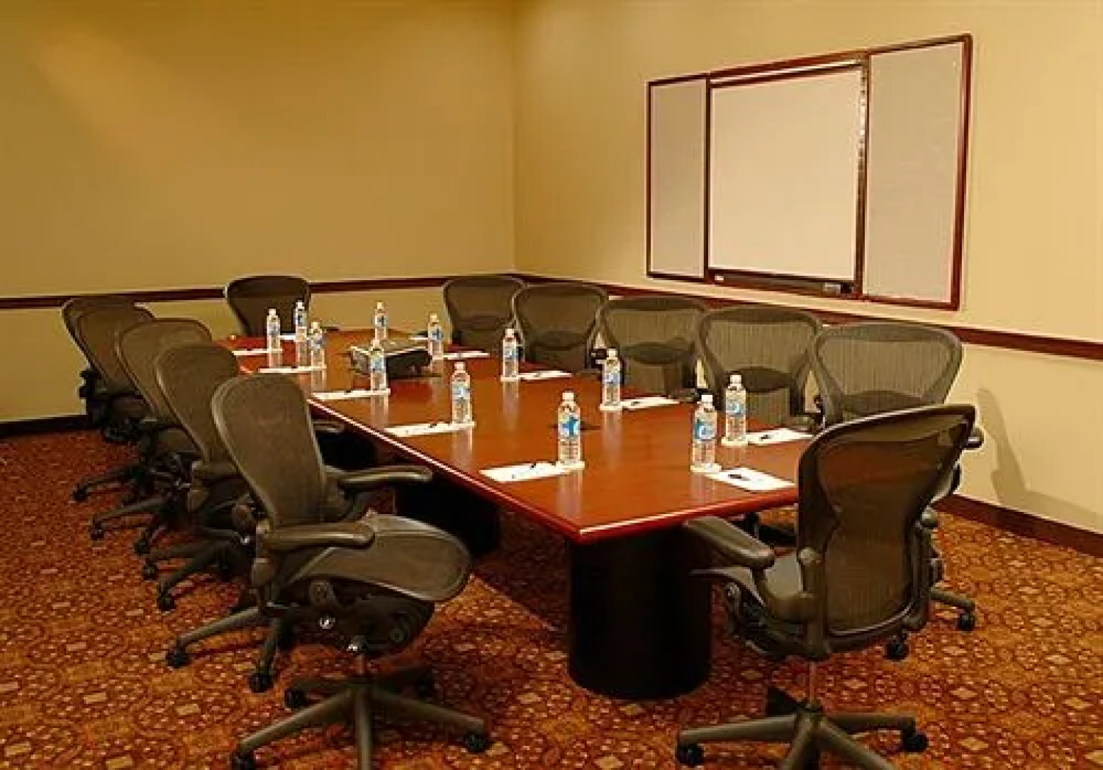 Courtyard Edina Bloomington