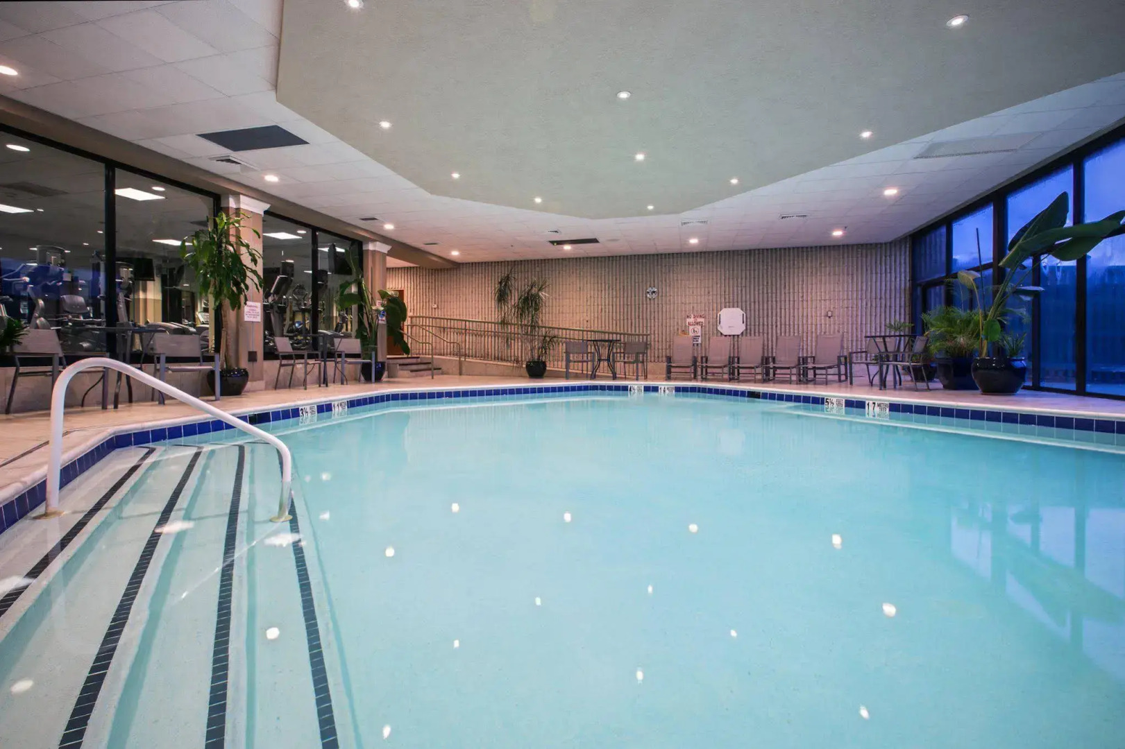 Crowne Plaza Newark Airport by IHG