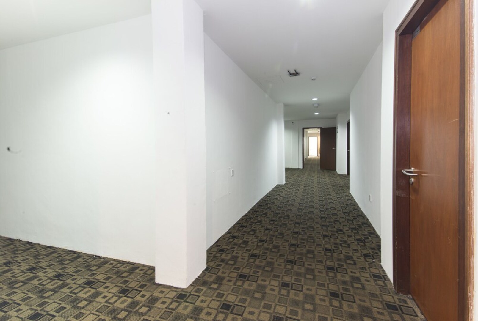 OYO 489 Pegasus Inn Hotel