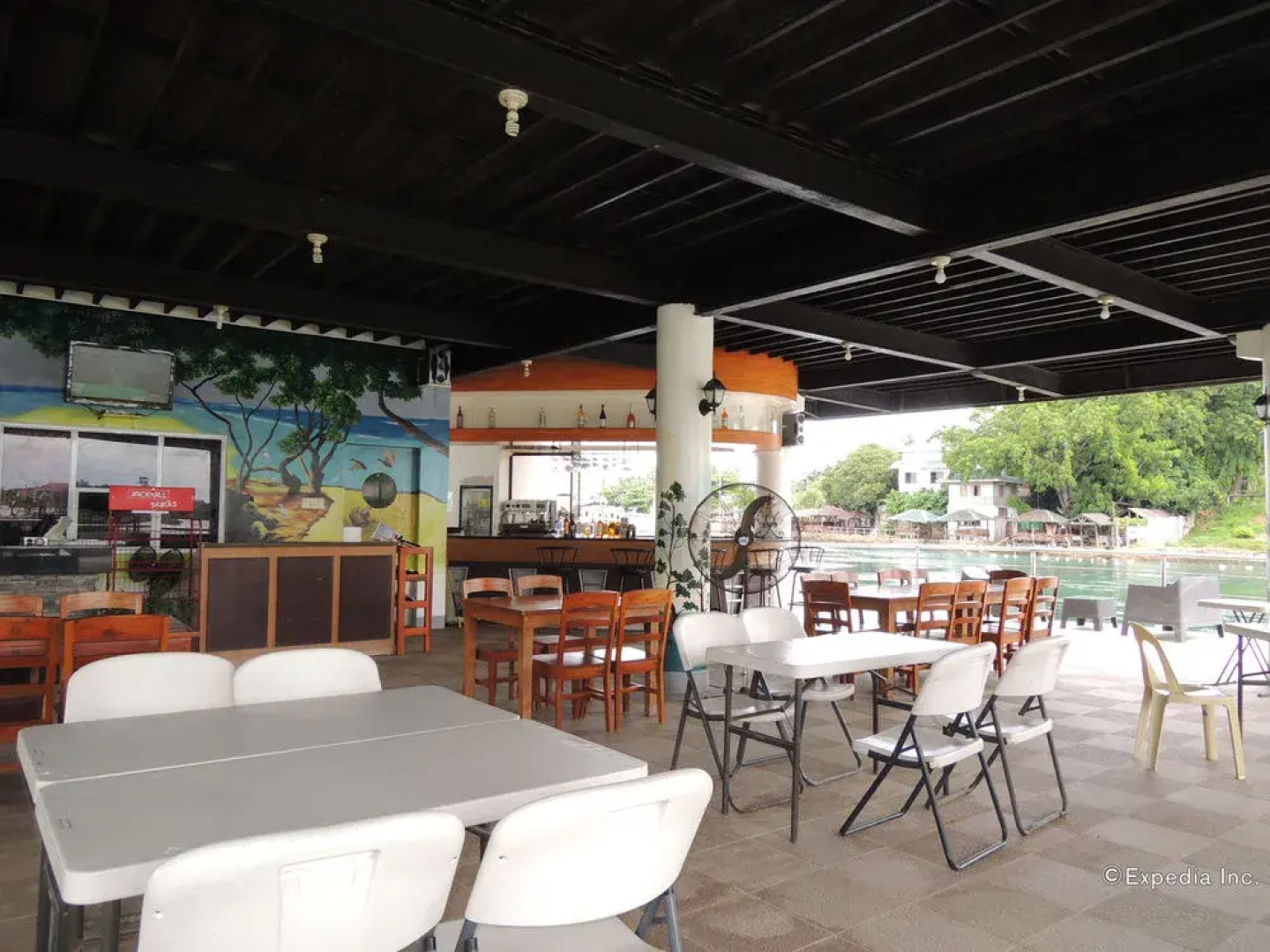 Papa Kit's Marina and Fishing Lagoon