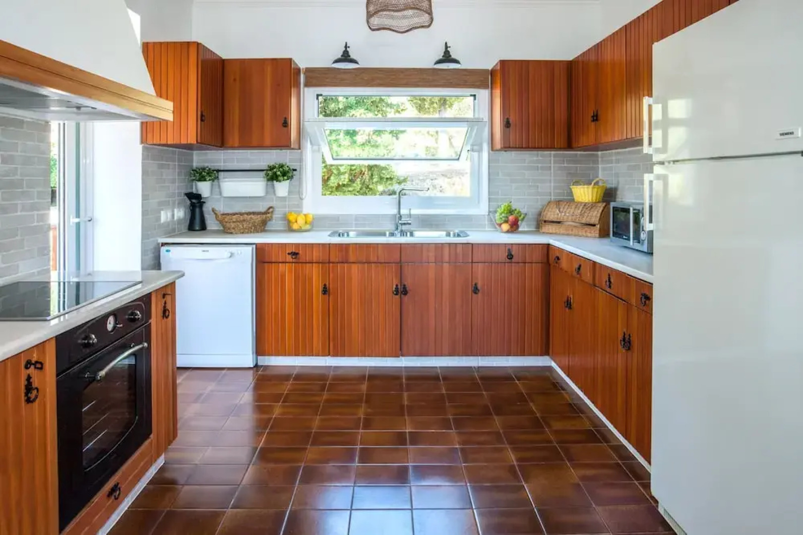 Alekos Beach Houses - Alekos Beach Complex