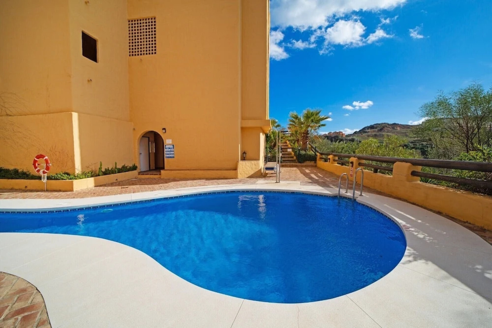 Coto Real Naxos - Sea Views 2BR Apartment in Manilva, Pool, Wifi