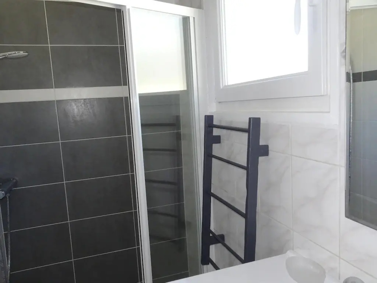 Semi-detached House, Jullouville