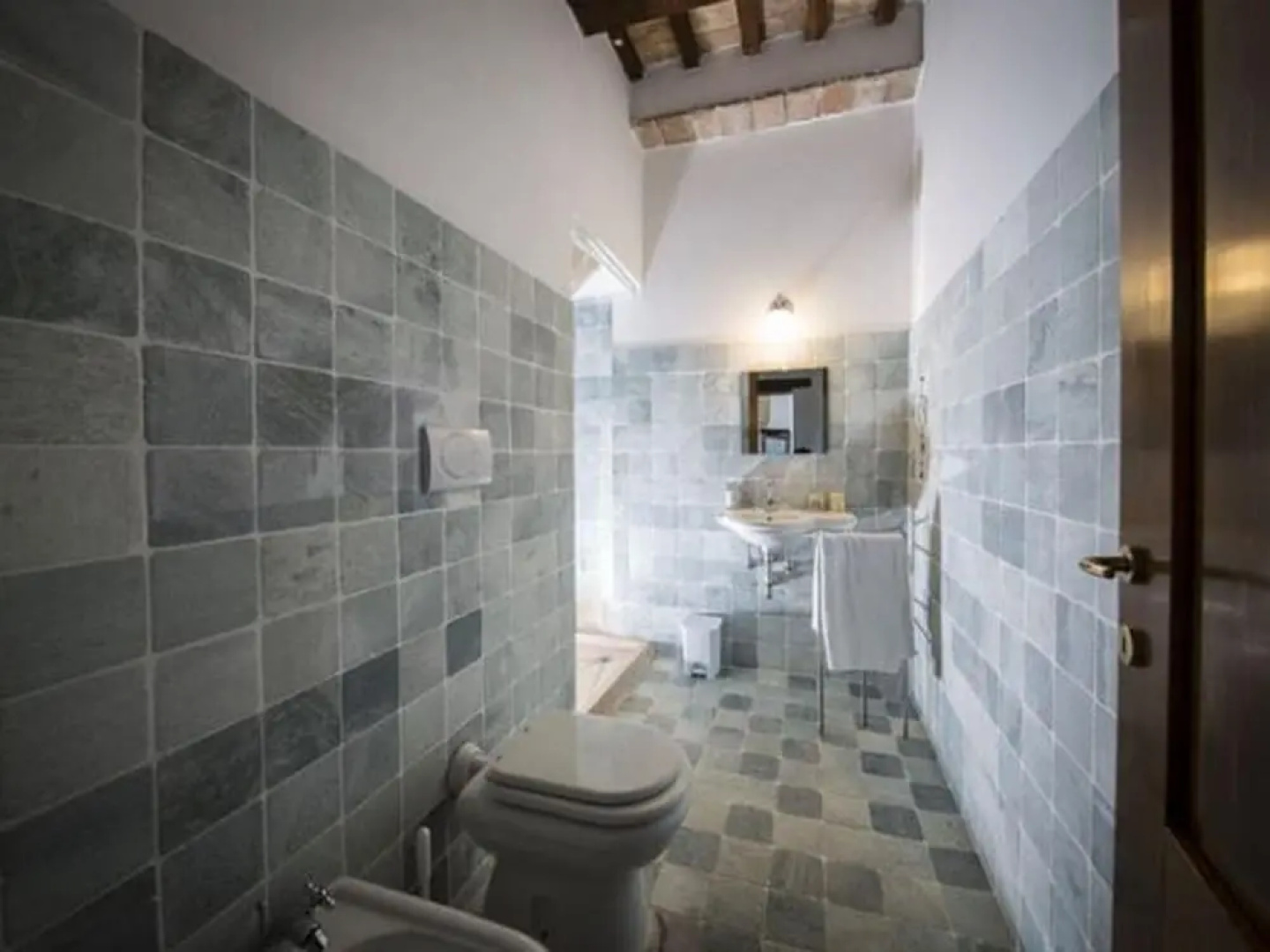 Lovely Apartment in Ascoli Piceno with Hot Tub
