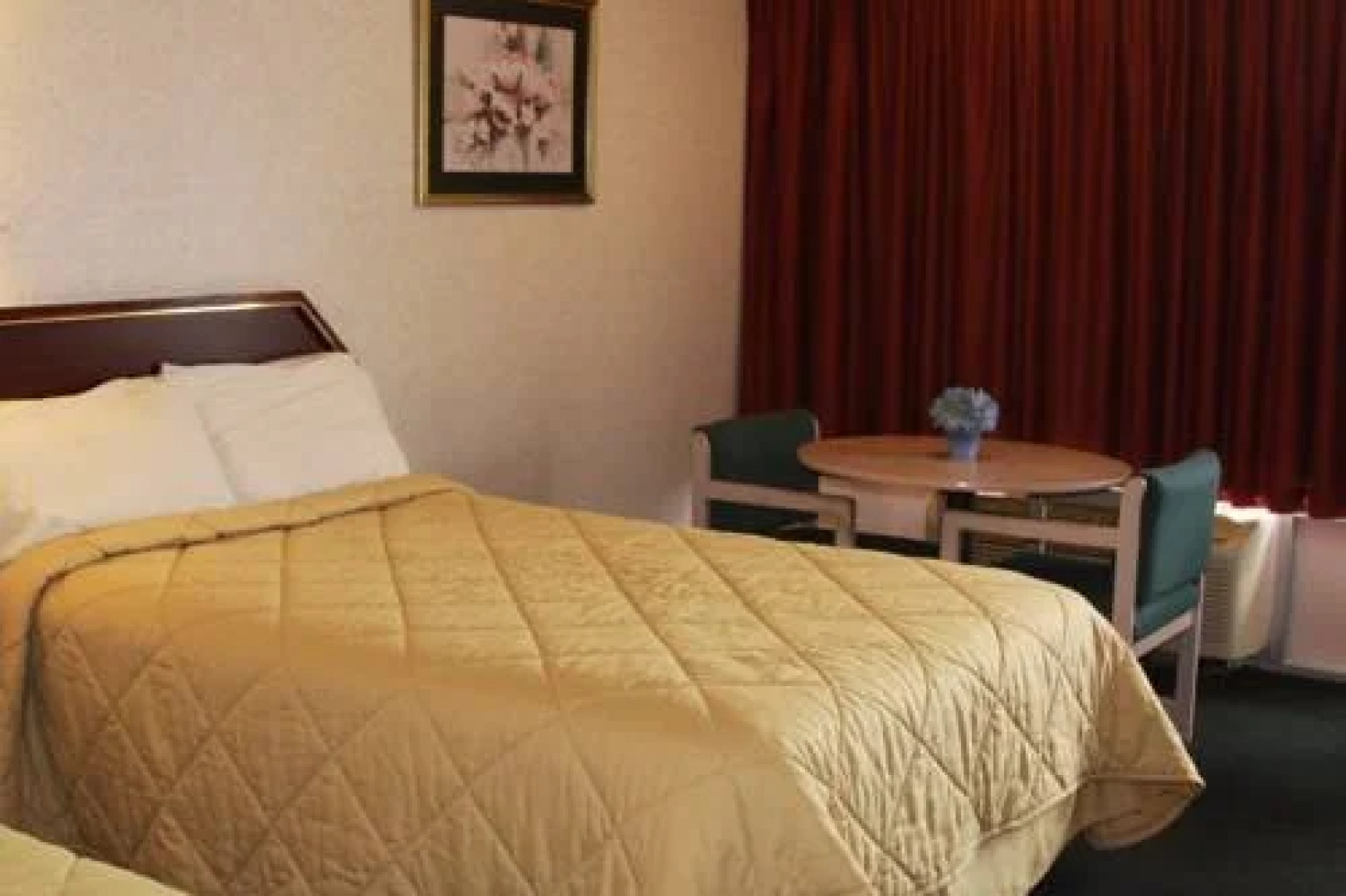 Relax Inn and Suites Hope