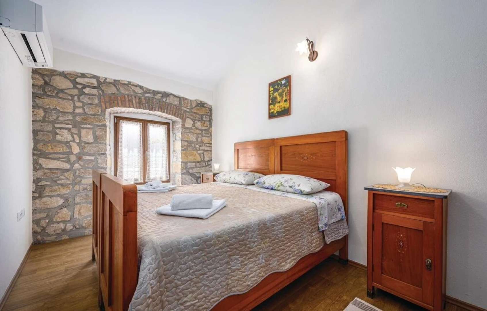 Nice Home in Nova Vas With 4 Bedrooms, Wifi and Outdoor Swimming Pool