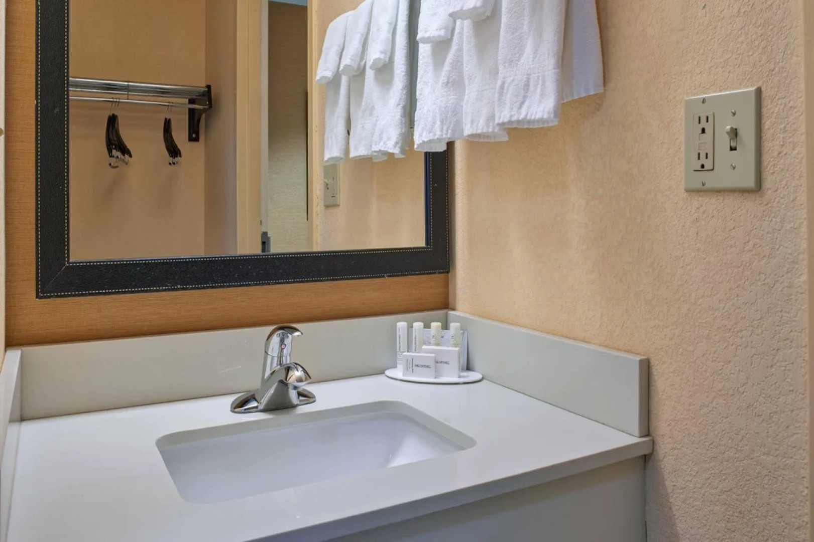 Fairfield by Marriott Kalamazoo West