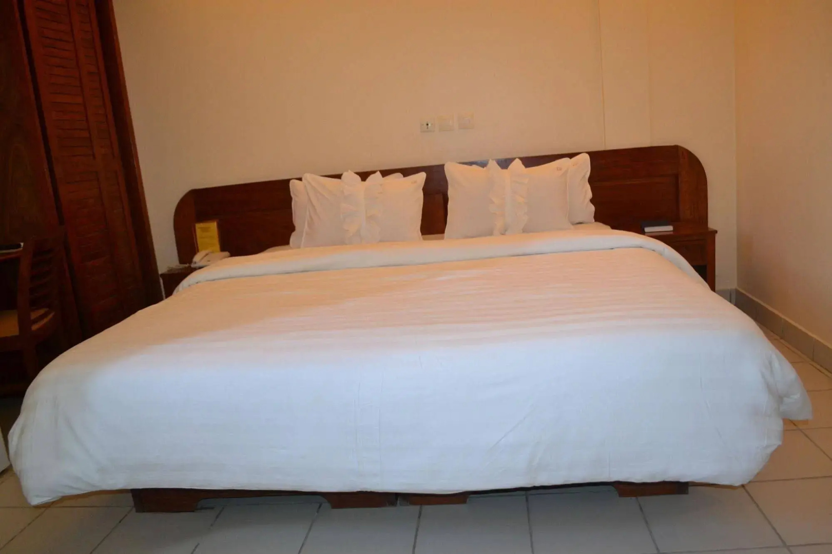 Planet Hotel