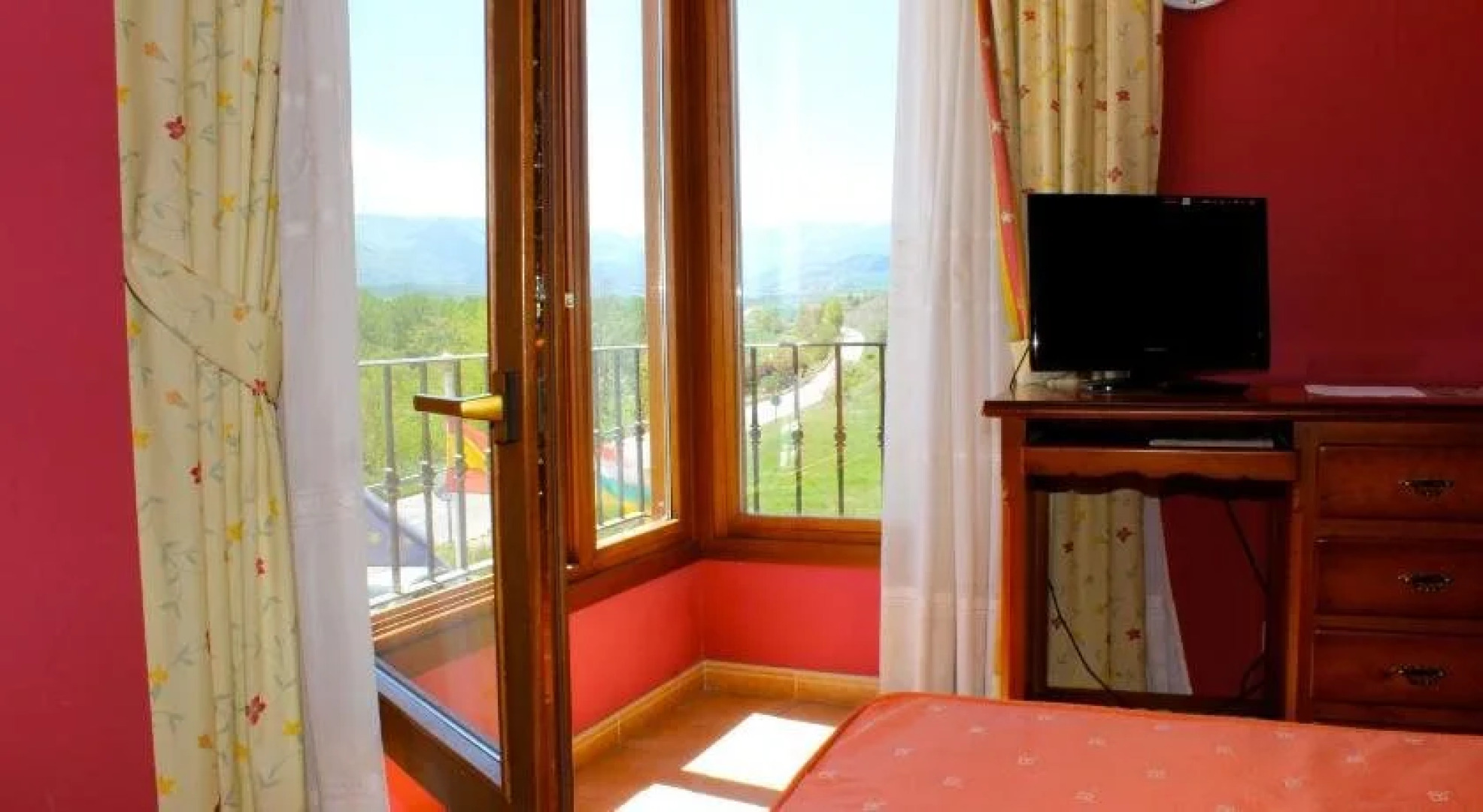 Hotel Conde De Badaran