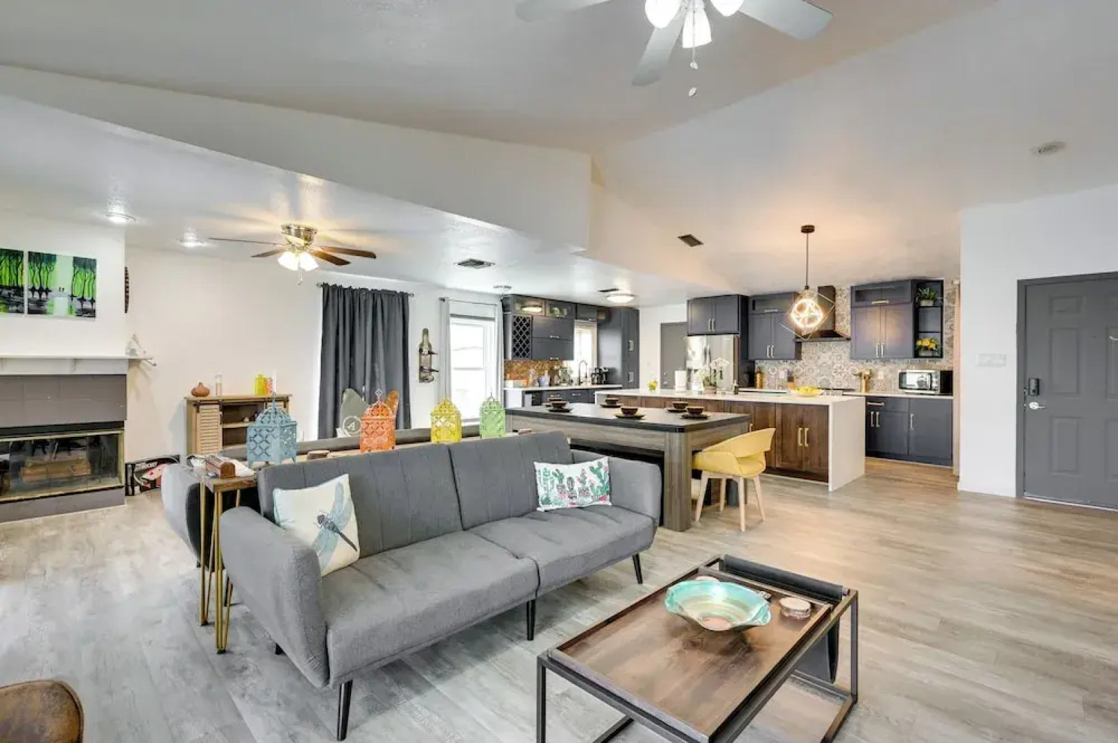 Contemporary Lutz Home: Private Pool, Pet Friendly