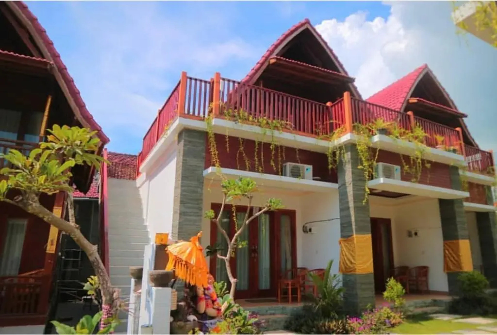 Ayu Laba Beach Villa and Resto