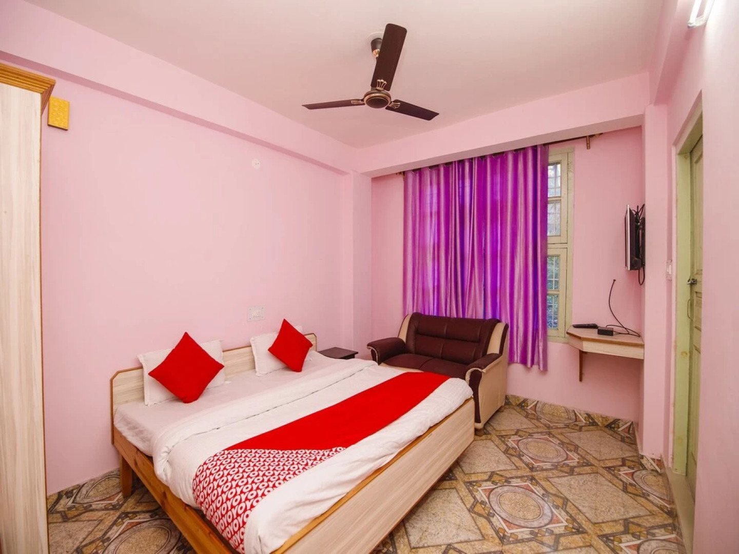 OYO 26979 Nogo Guest House