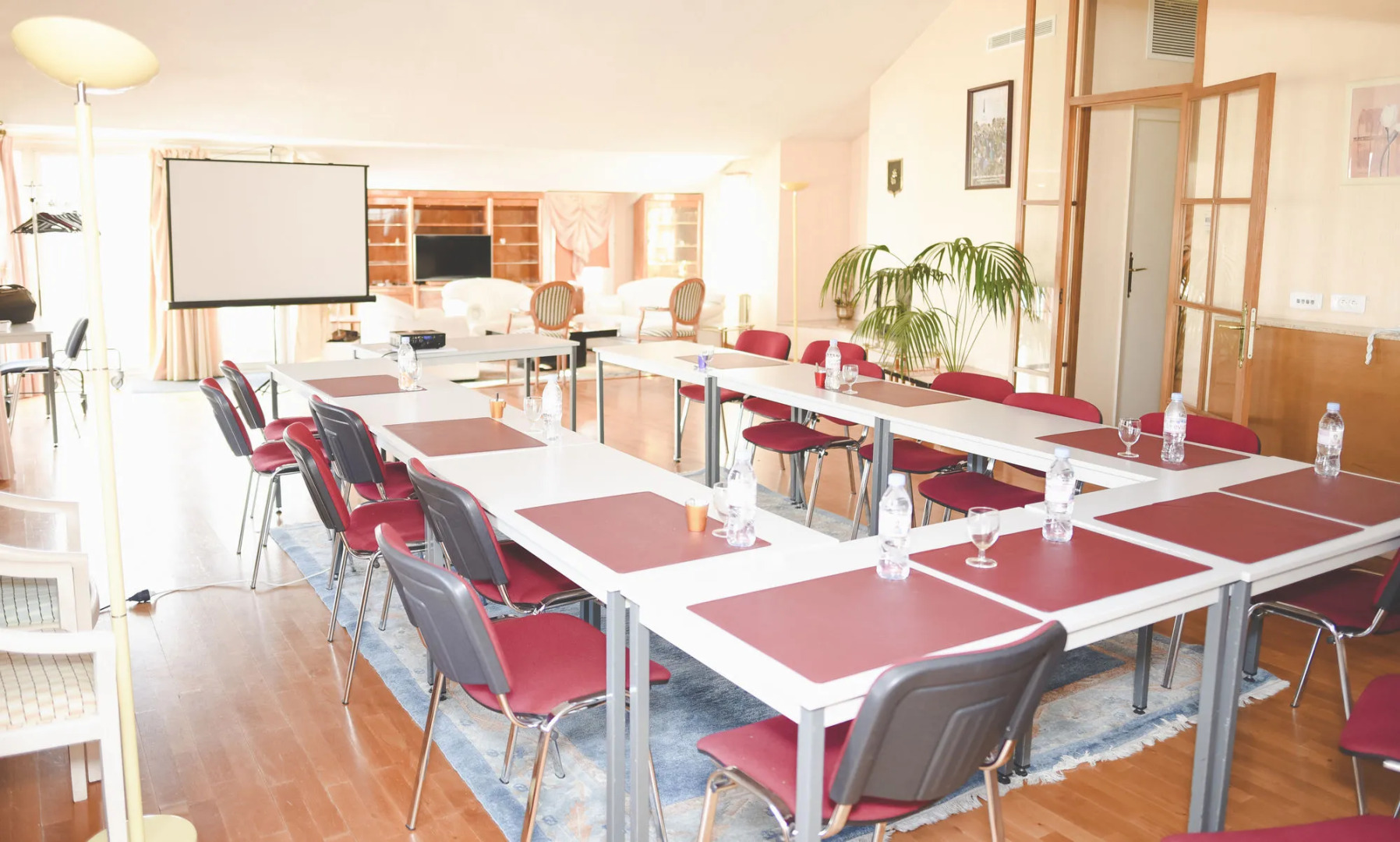 Maisons du Monde Hôtel & Suites - La Rochelle Vieux Port