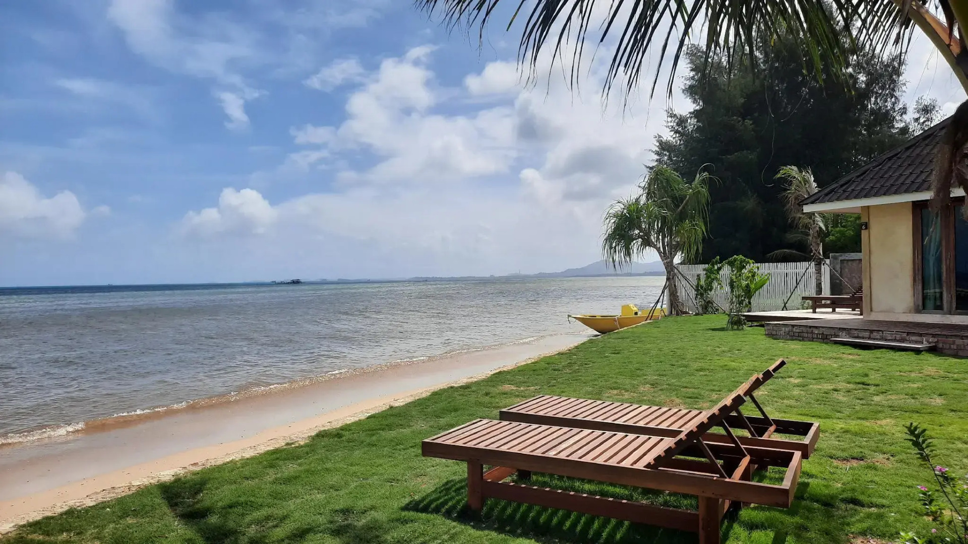 The Kelong Trikora Resort