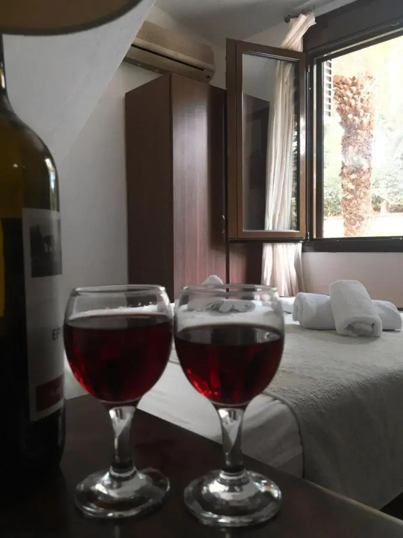 Penny's Holiday Studio