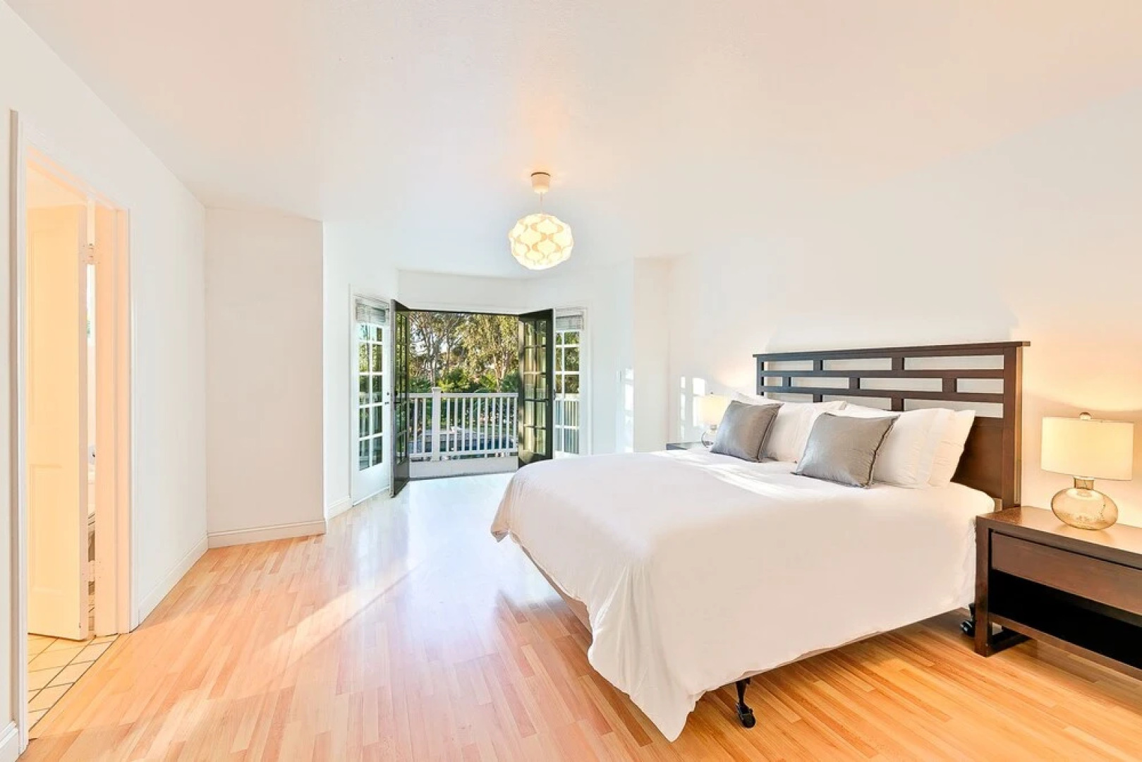 5BDRM Villa Via Mil Cumbres