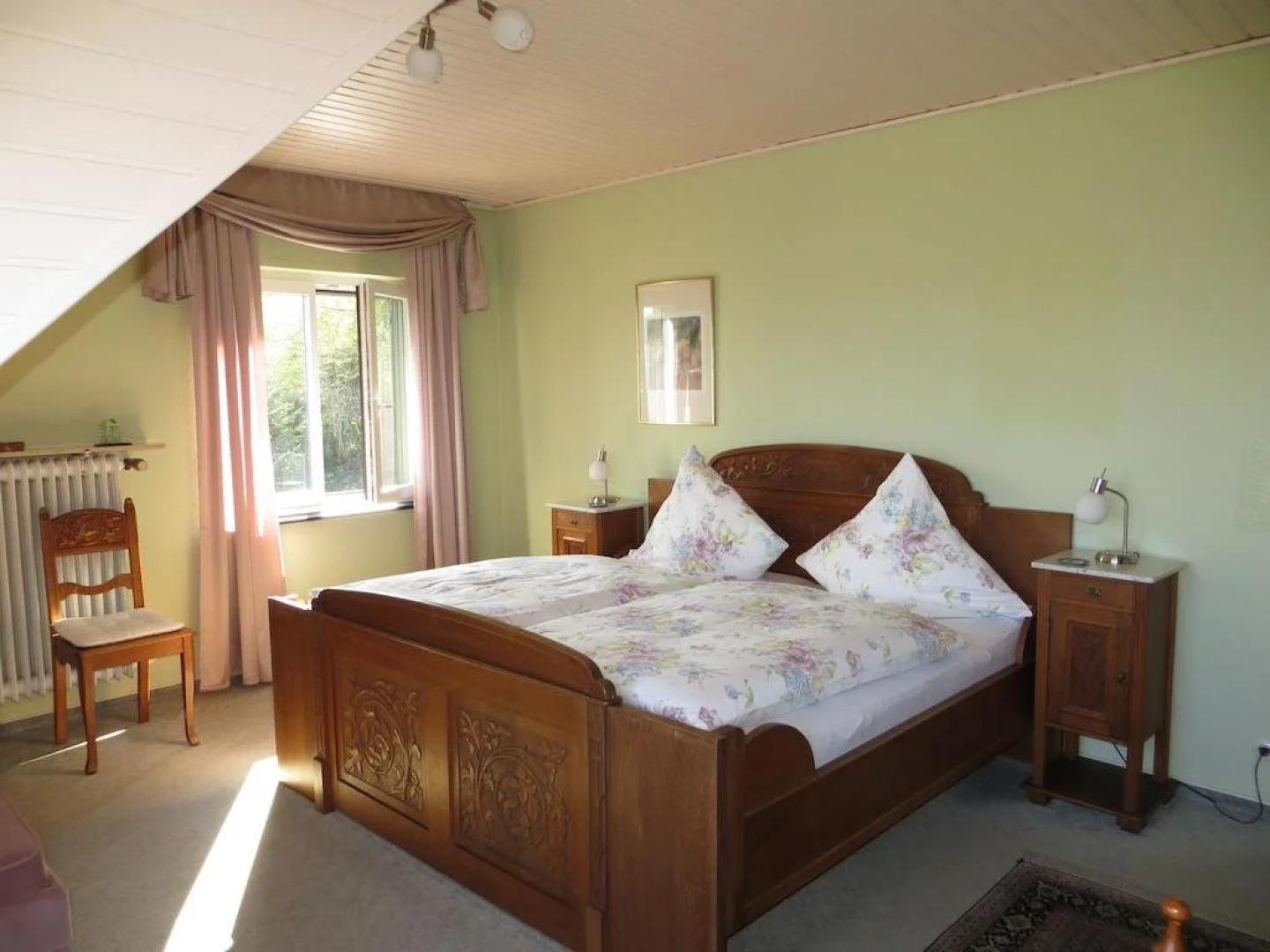 Gästehaus-Weingut Loersch-Eifel