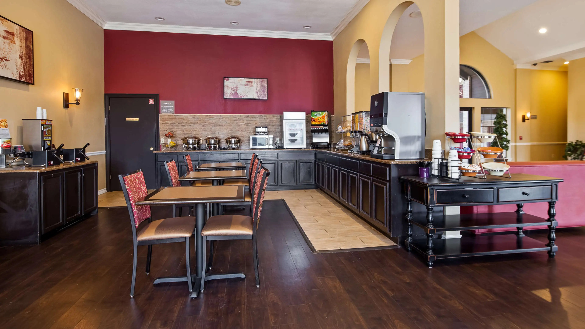 SureStay Plus by Best Western San Antonio Fiesta Inn