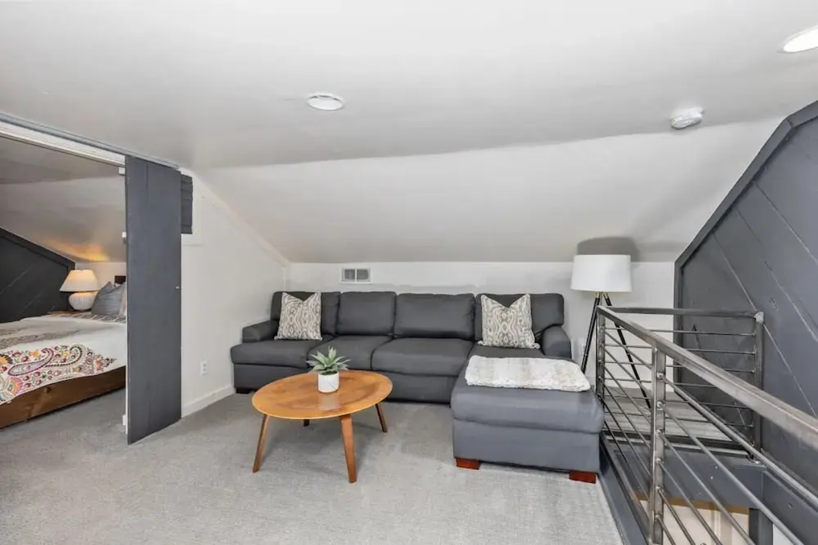 Hummingbird - One Bedroom Apartment, Sleeps 2