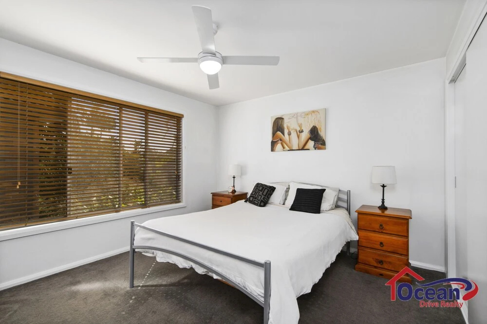 Sunny-Daze - Bonny Hills