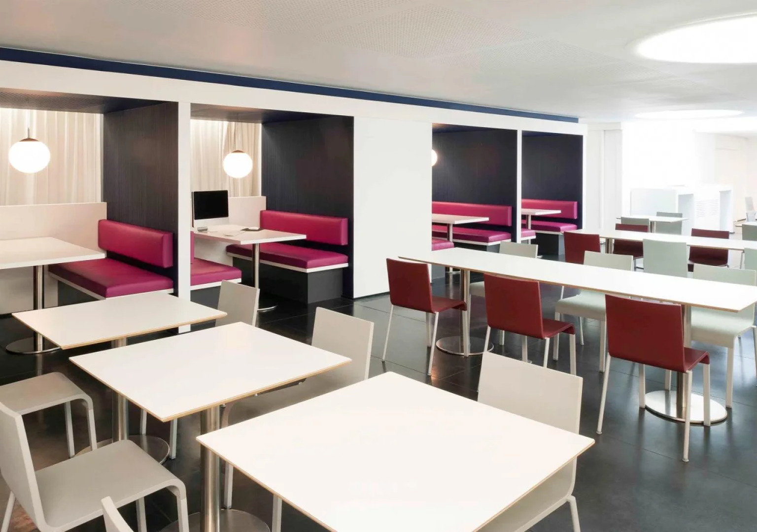 Отель Hotel Louise