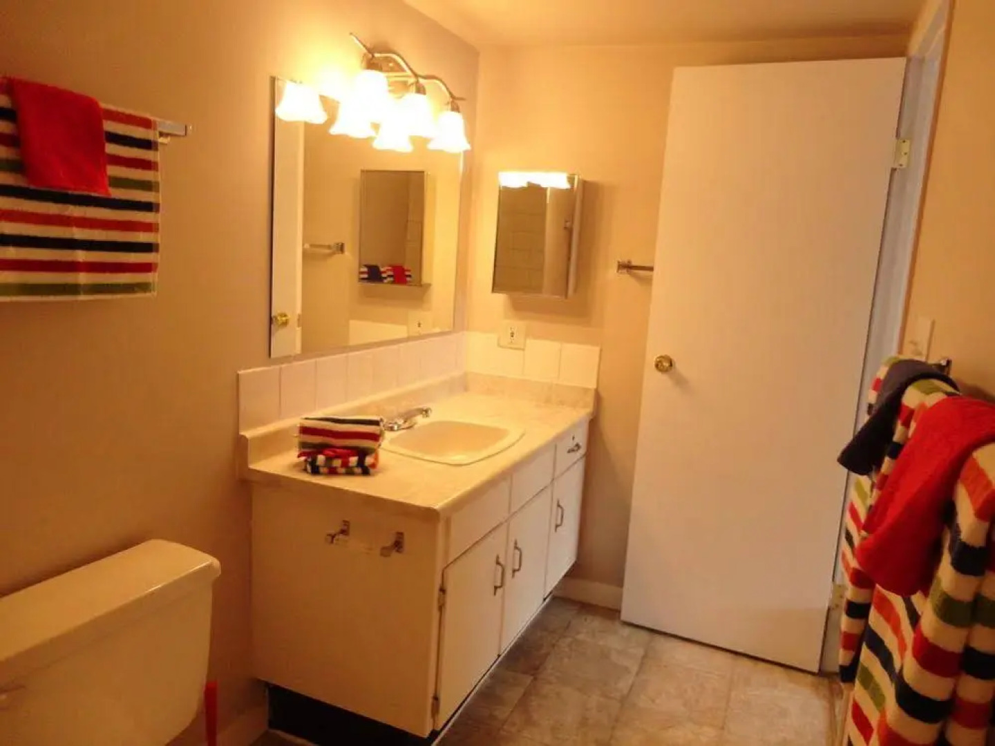 West Coast Suites by Gamalos Group