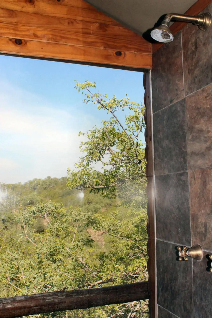 Roamers Rest Safari Lodge