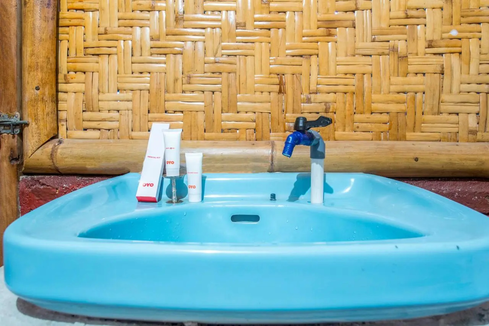 OYO 2196 Edriyan Bungalow