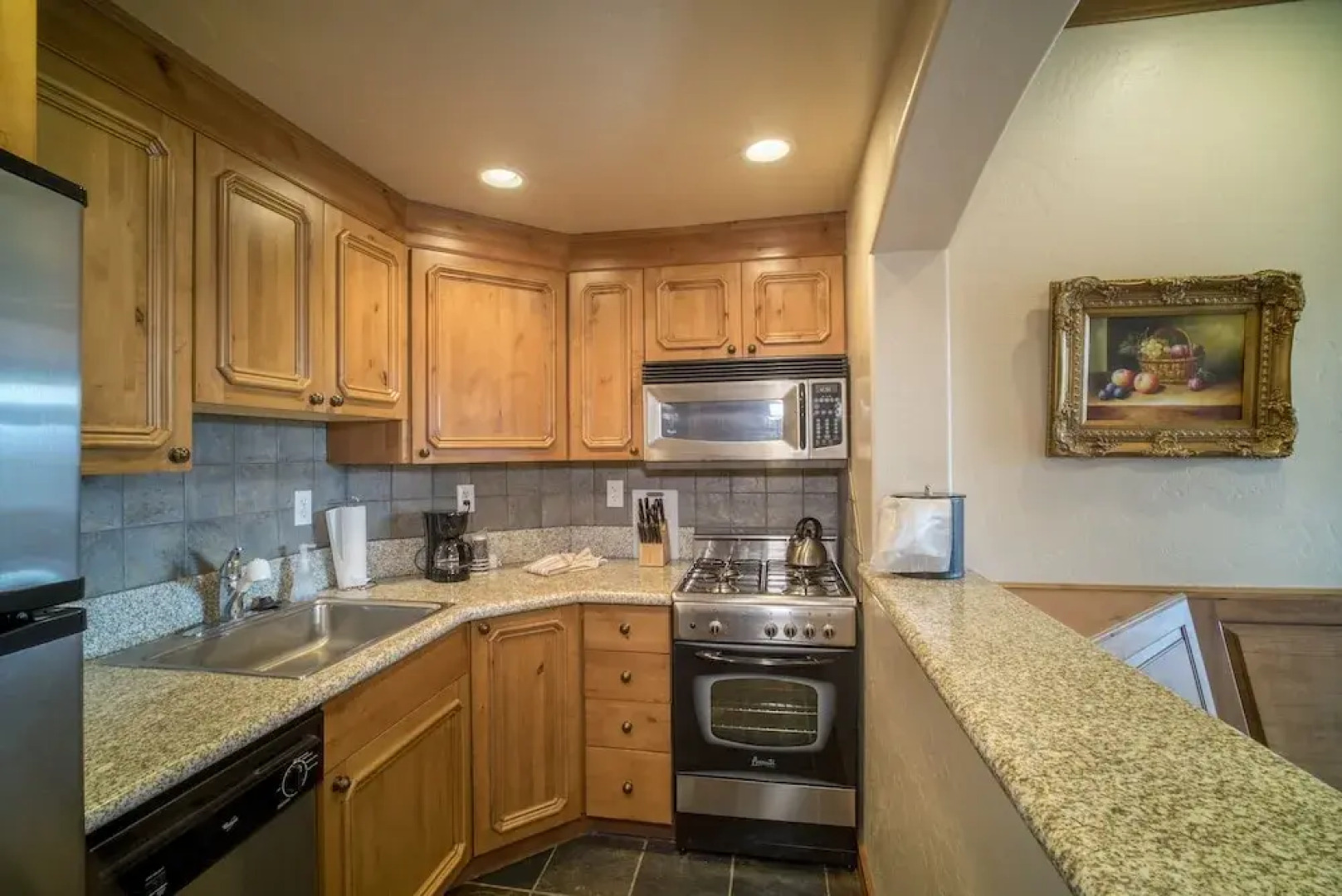 Villa 2059 2 Bed 2 Bath Full Kitchen 2 Bedroom Villa