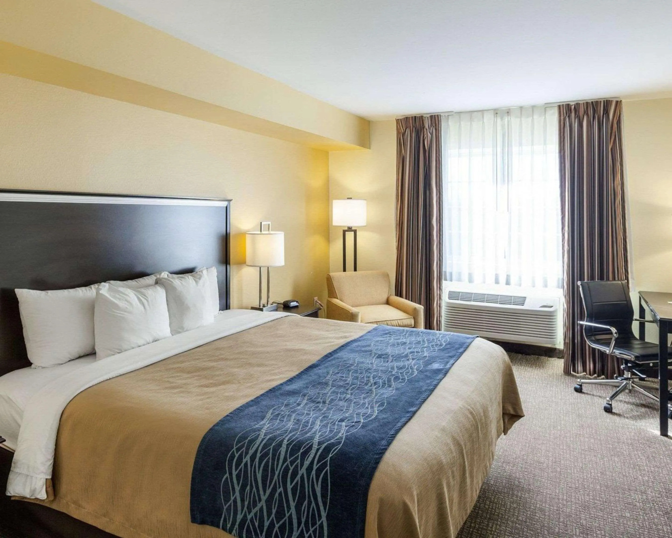 Comfort Inn & Suites Texas Hill Country