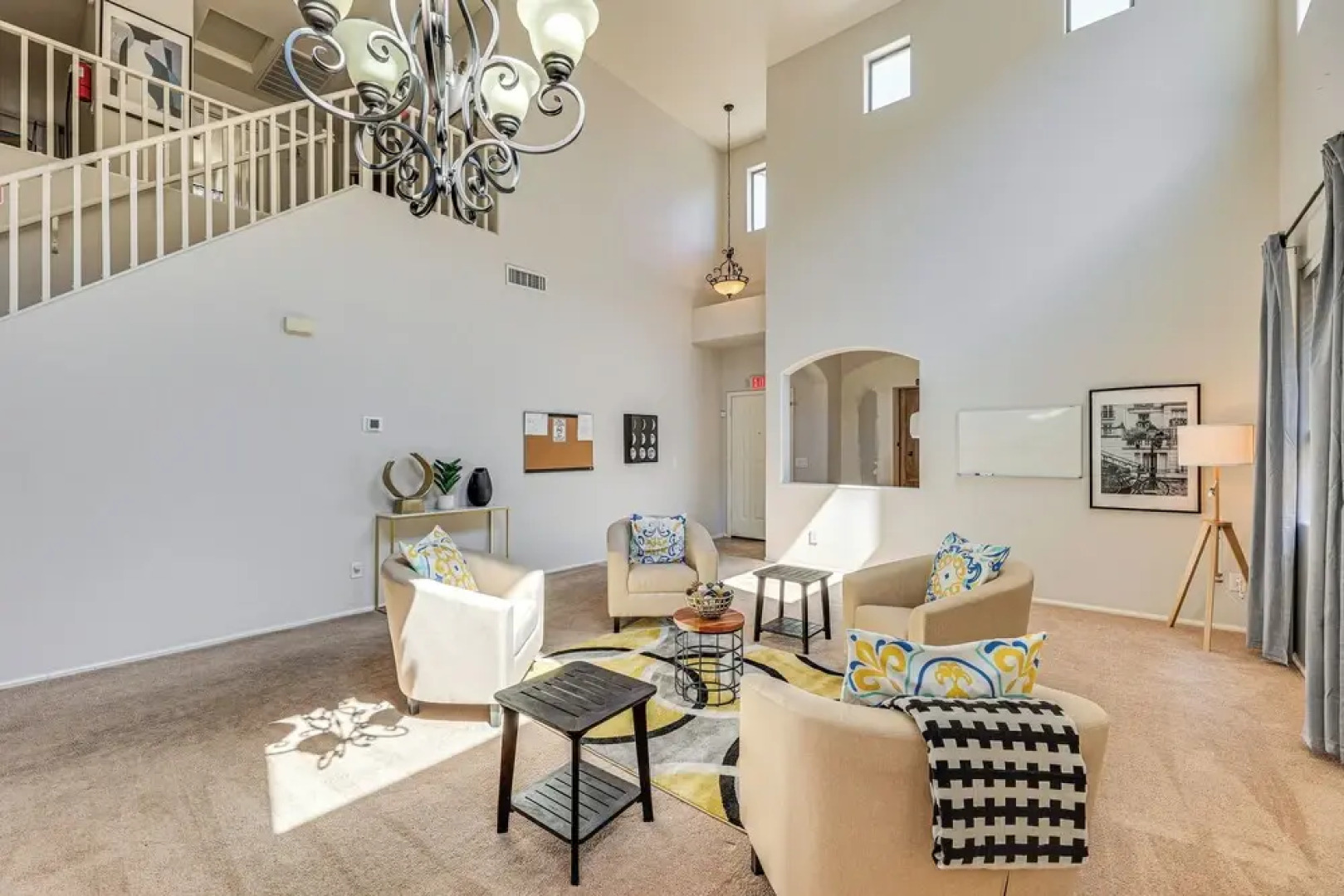 4 Mi to San Tan Valley: Family-friendly Getaway