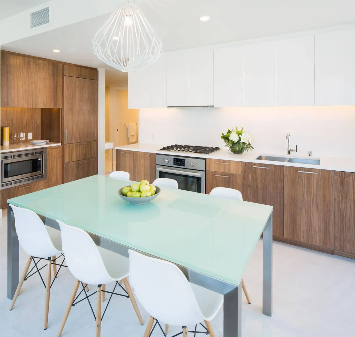 Level Furnished Living