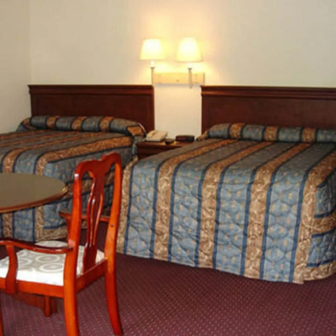 Whispering Pines by Hotel O Whitestone VA