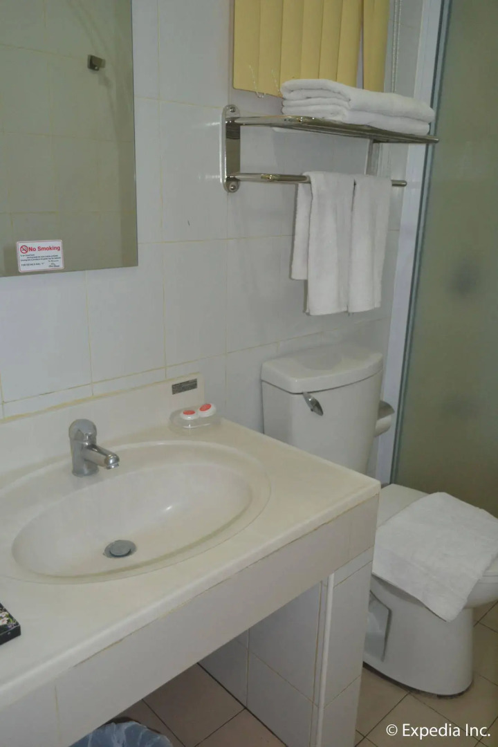 Phela Grande Residences