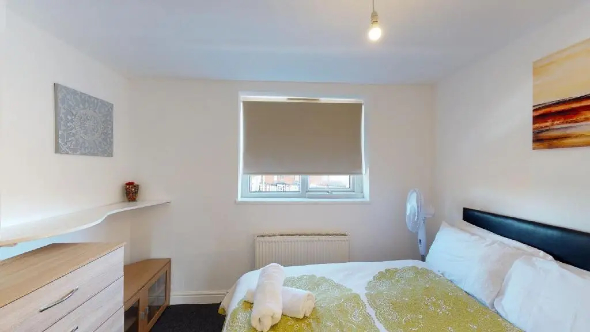 J kyns Apartment 2 Bedrooms house with two double beds