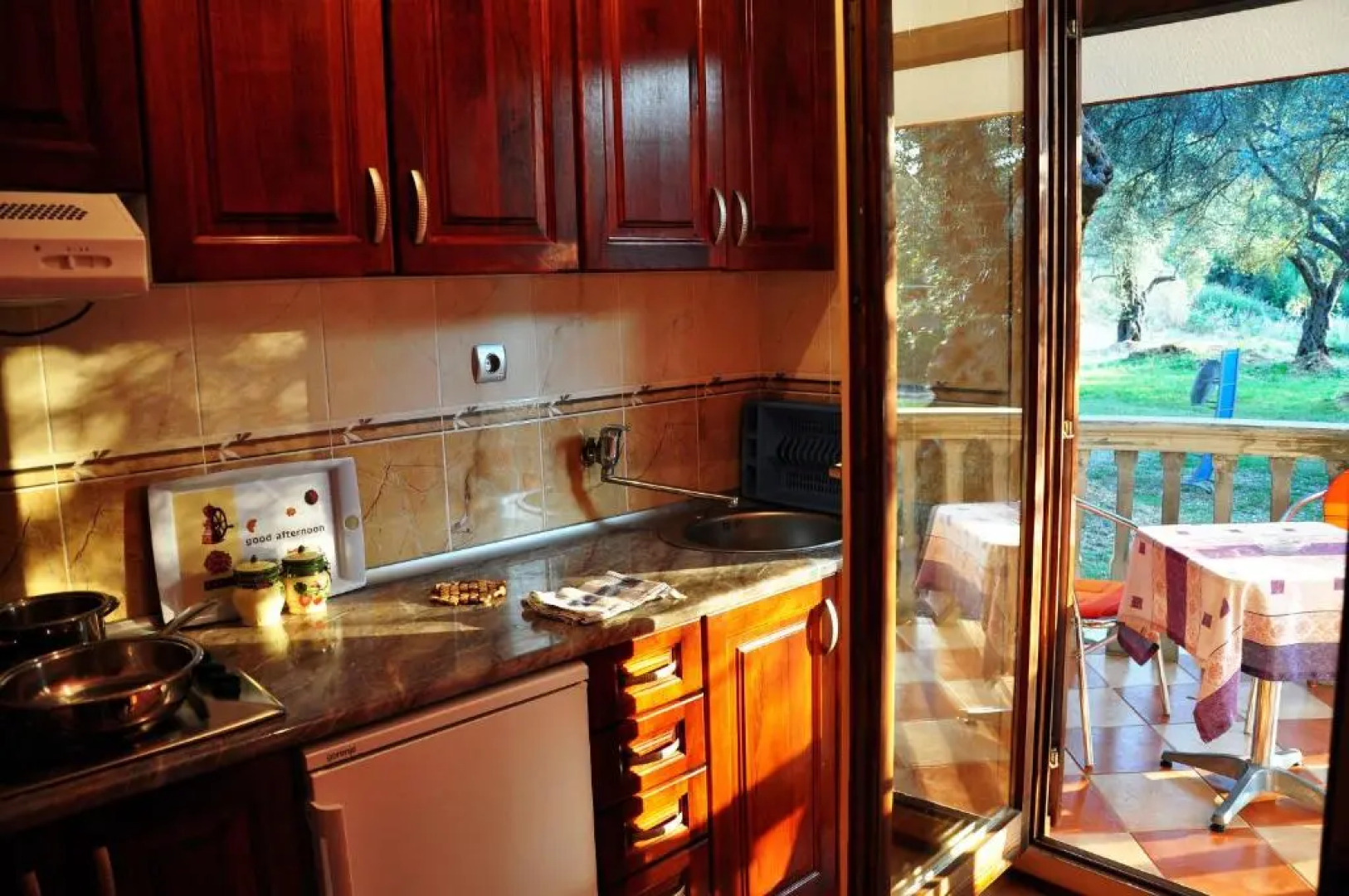 President Bungalows and Apartments