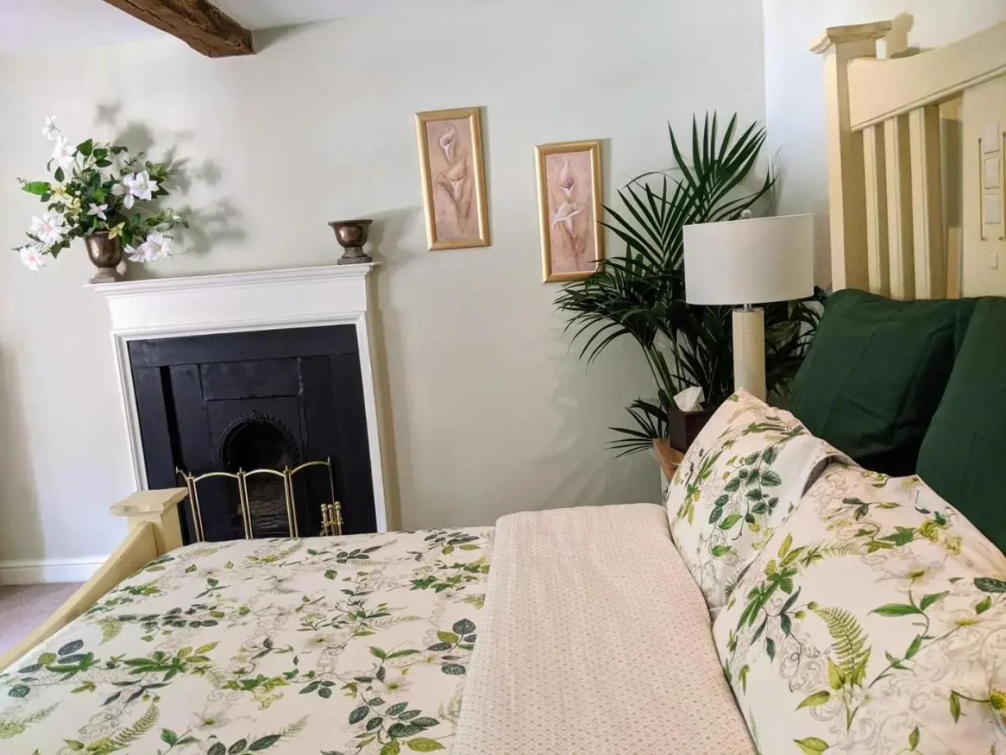 Worralls Grove Guest Farm House