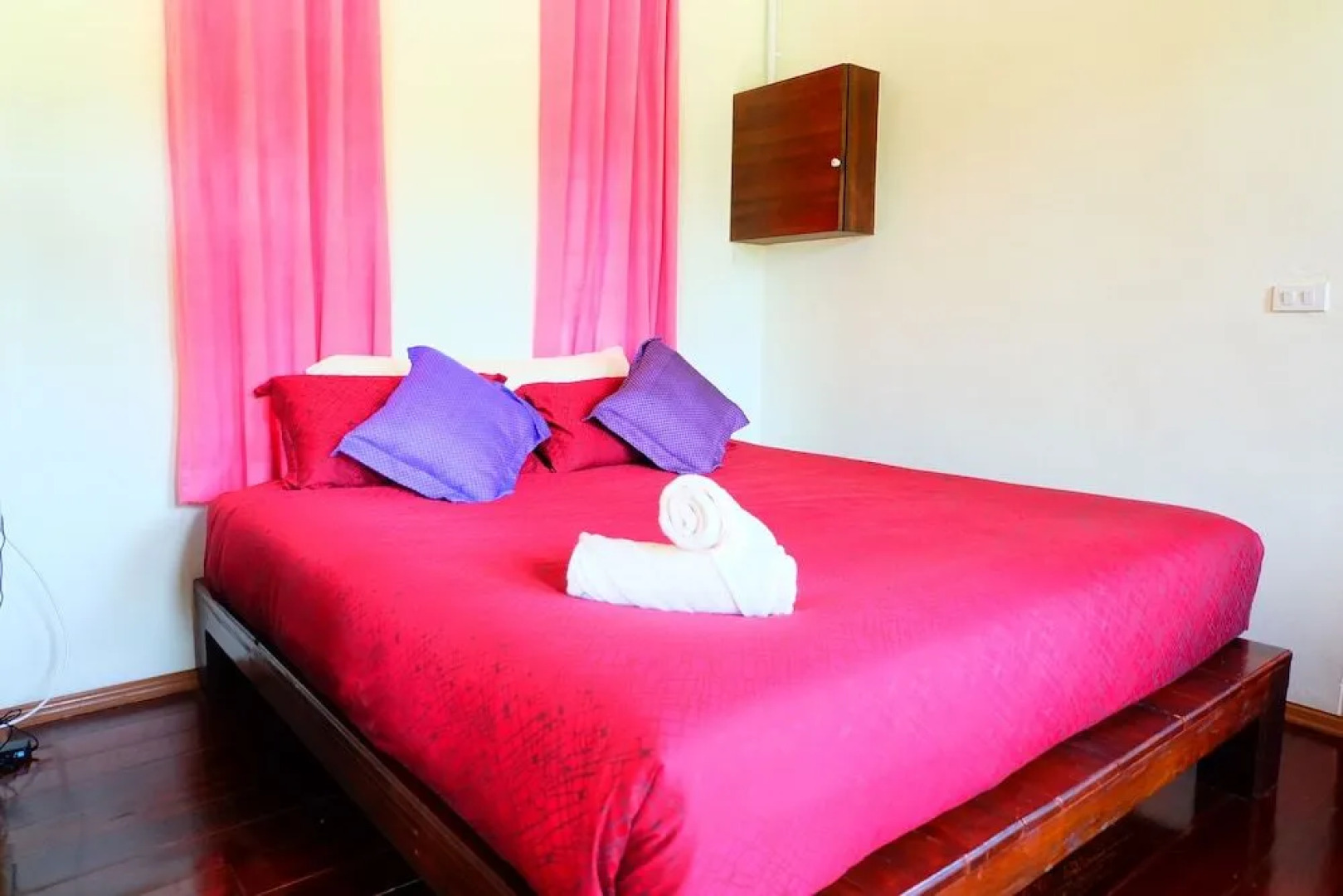 Tree Home Plus Home Stay