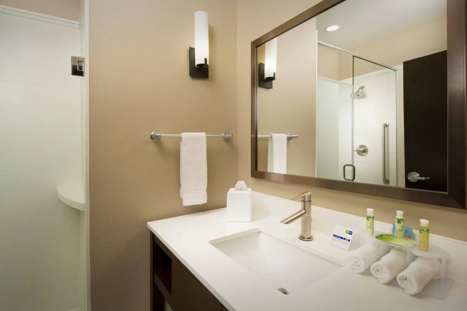 Holiday Inn Express & Suites Waco South by IHG