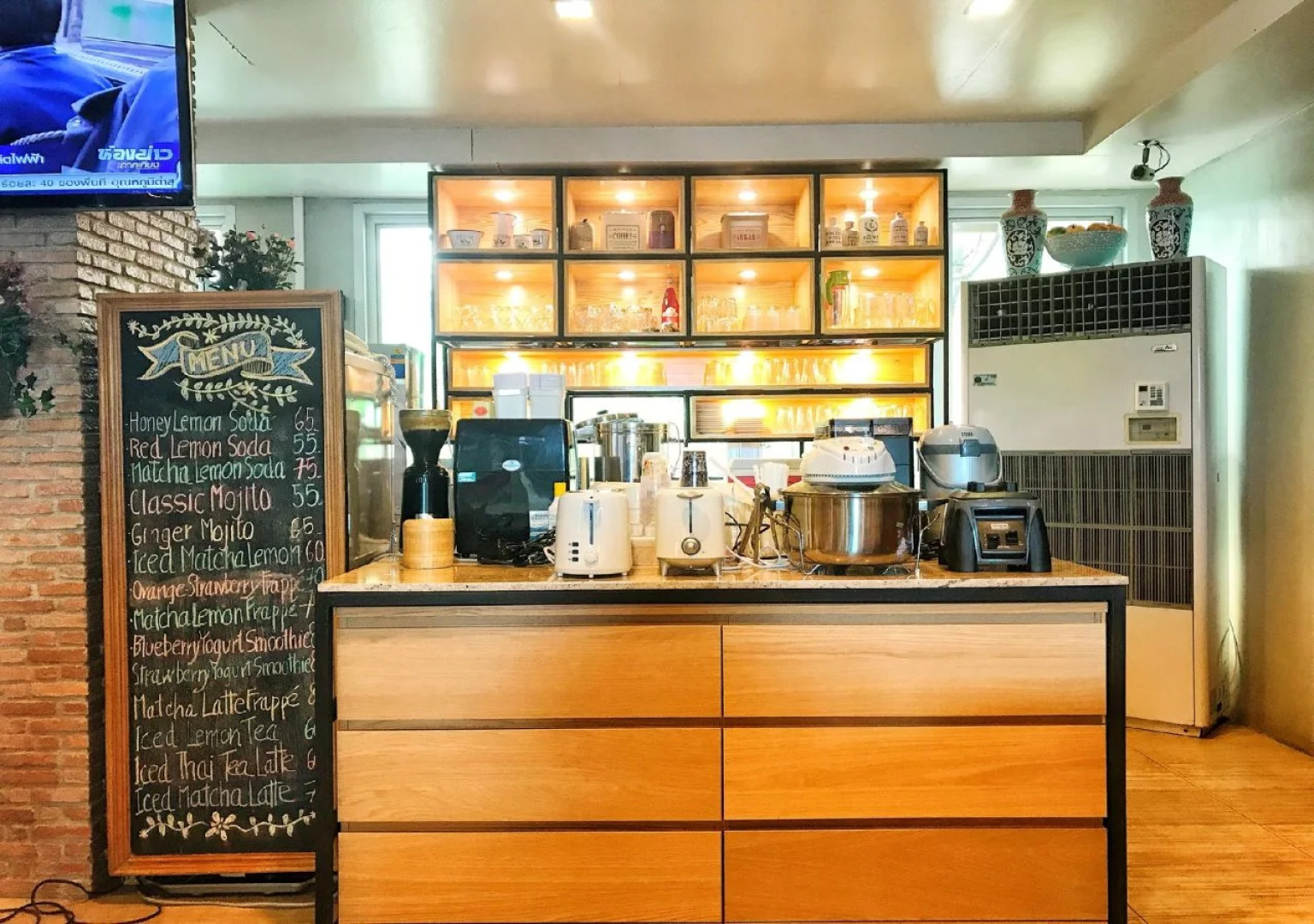 Caza V1 Serviced Apartment