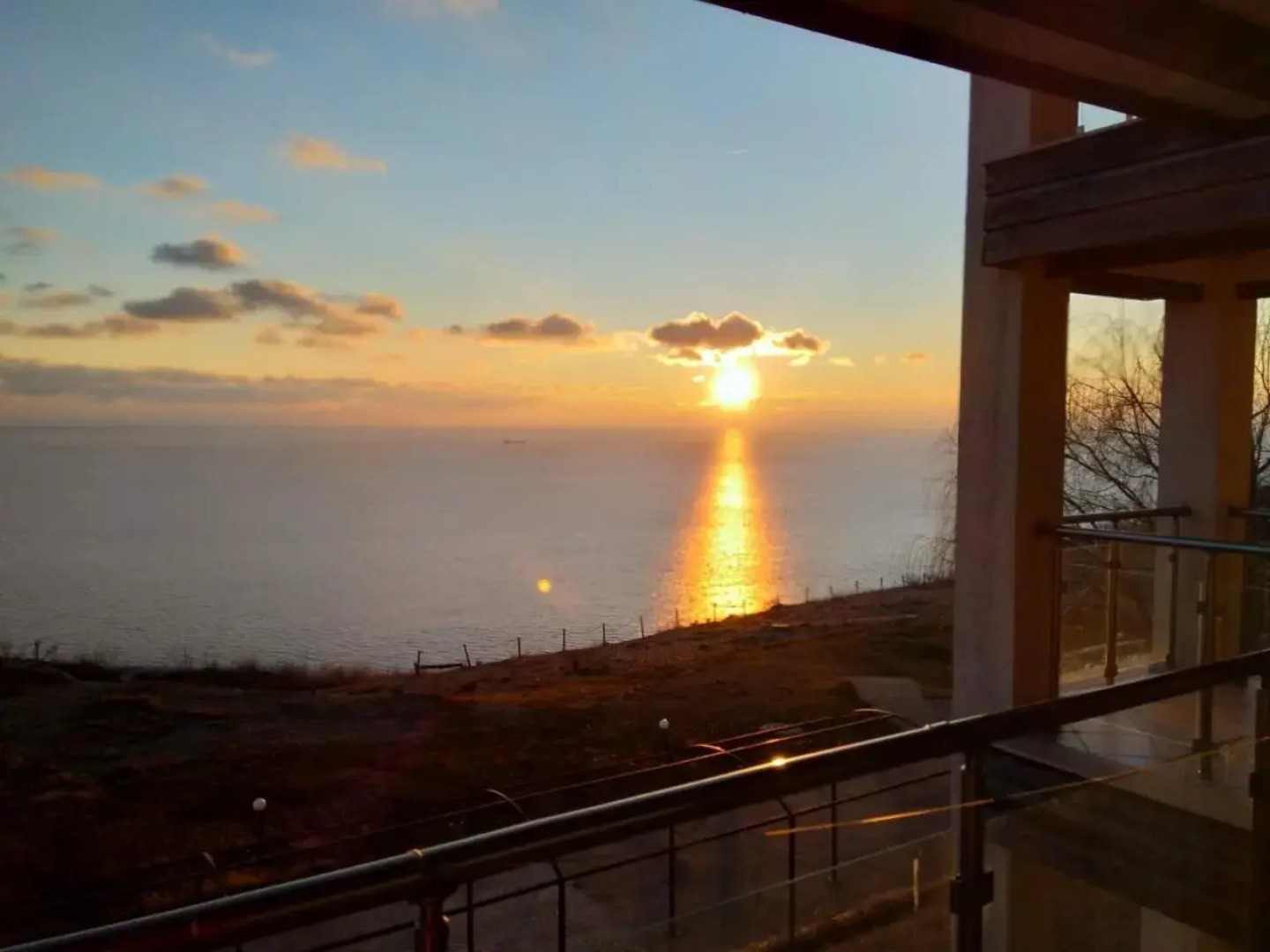 Private Apartment A12 in July Morning Seaside Resort