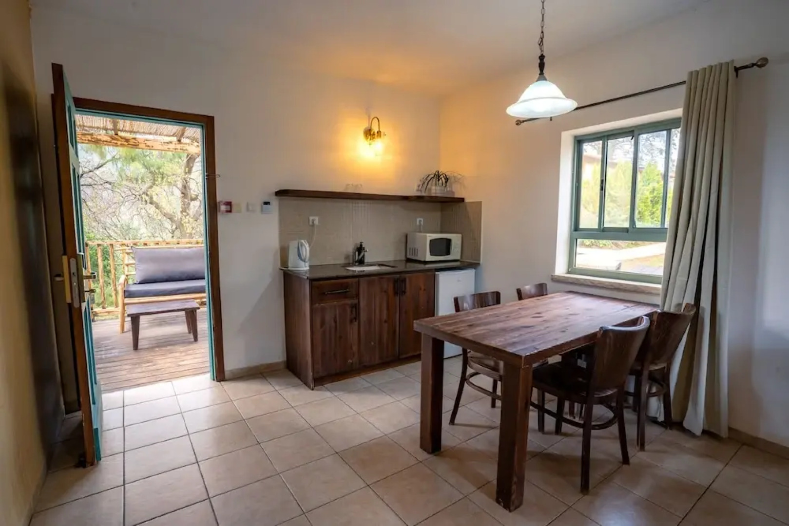 Mantur Parod by Selina